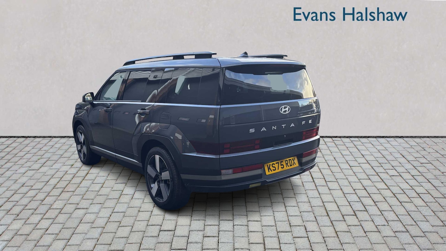 Used Hyundai Santa Fe for sale - 77861882: Photo 3