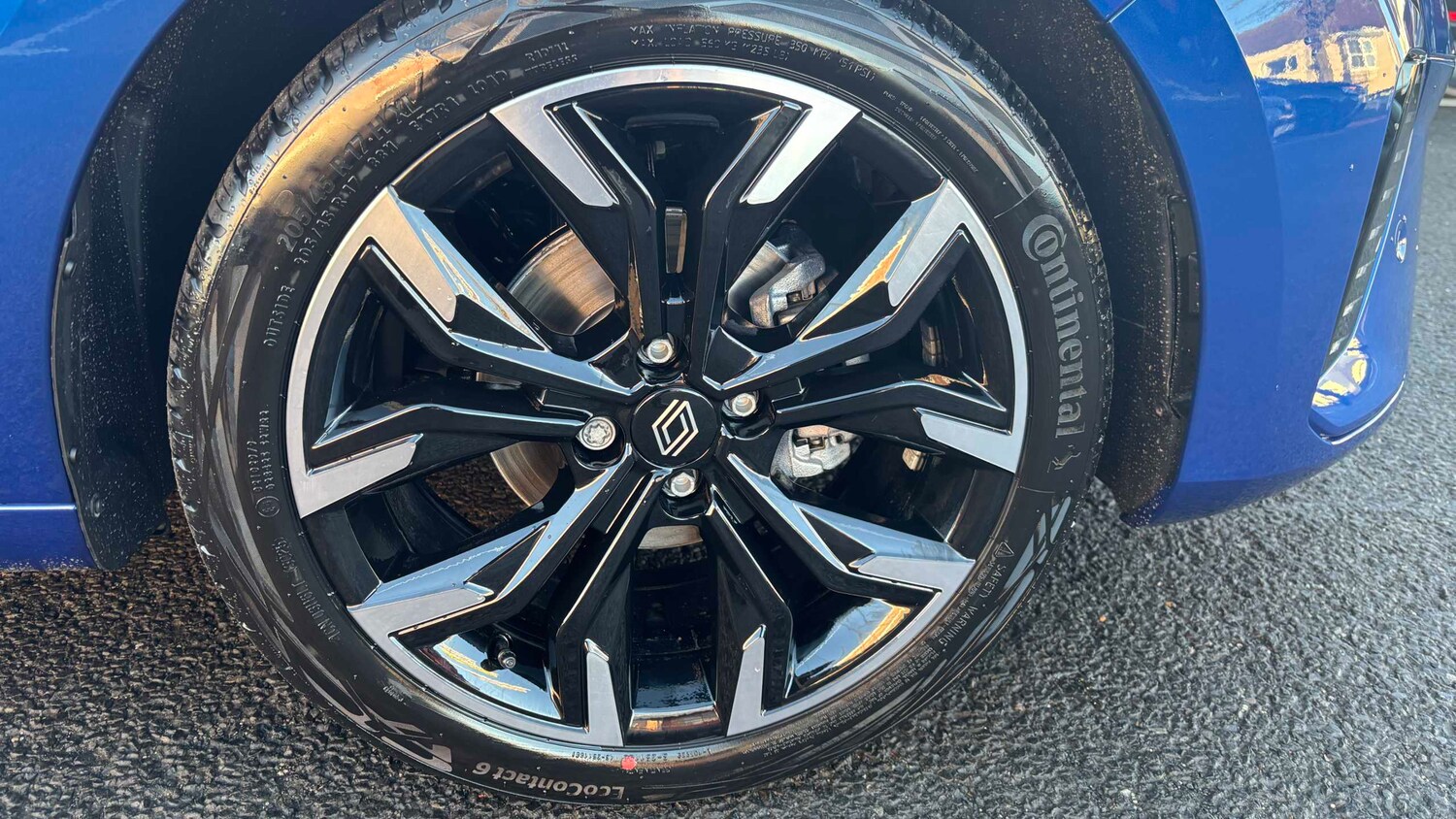 Used Renault Clio for sale - 77860527: Photo 16