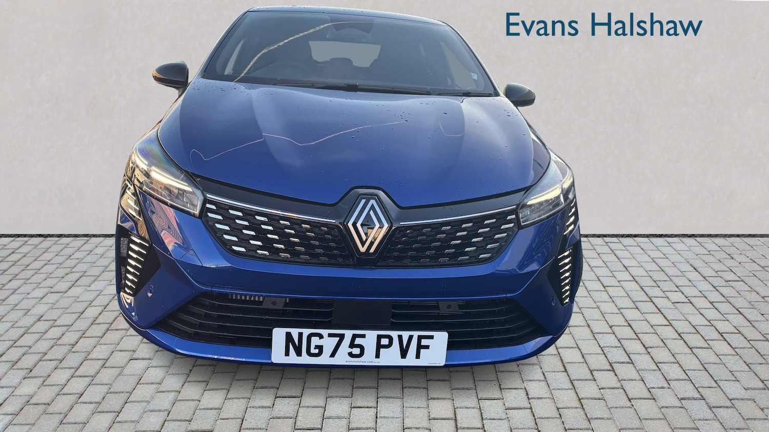 Used Renault Clio for sale - 77860527: Photo 2