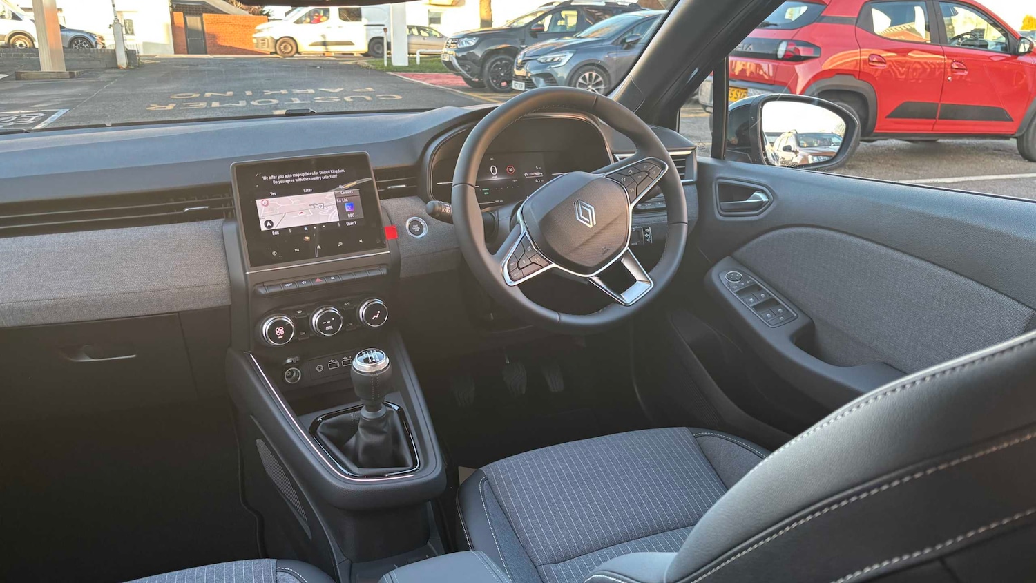 Used Renault Clio for sale - 77860527: Photo 23