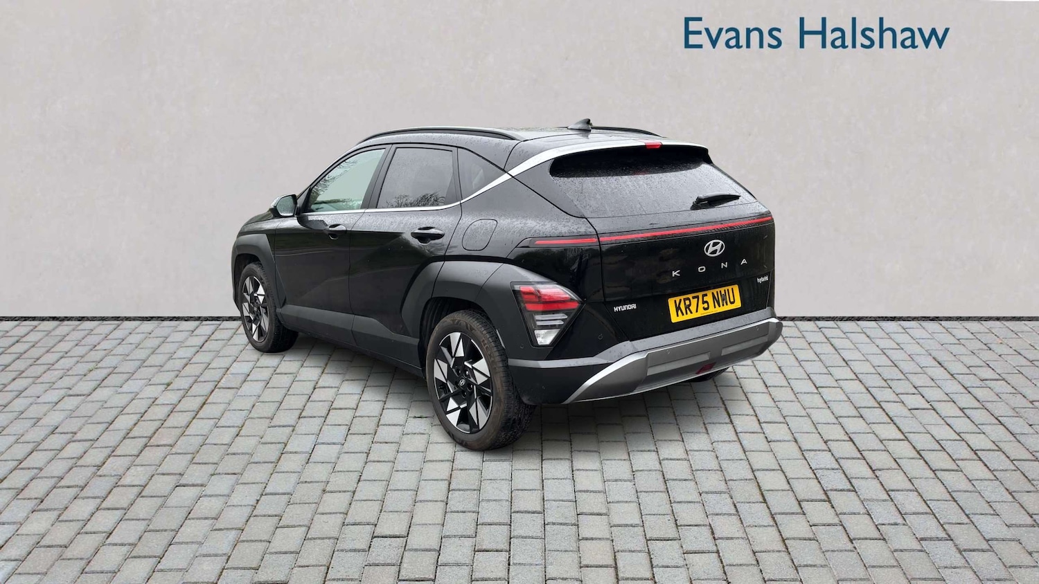 Used Hyundai KONA 2025 for sale - 78216306: Photo 3