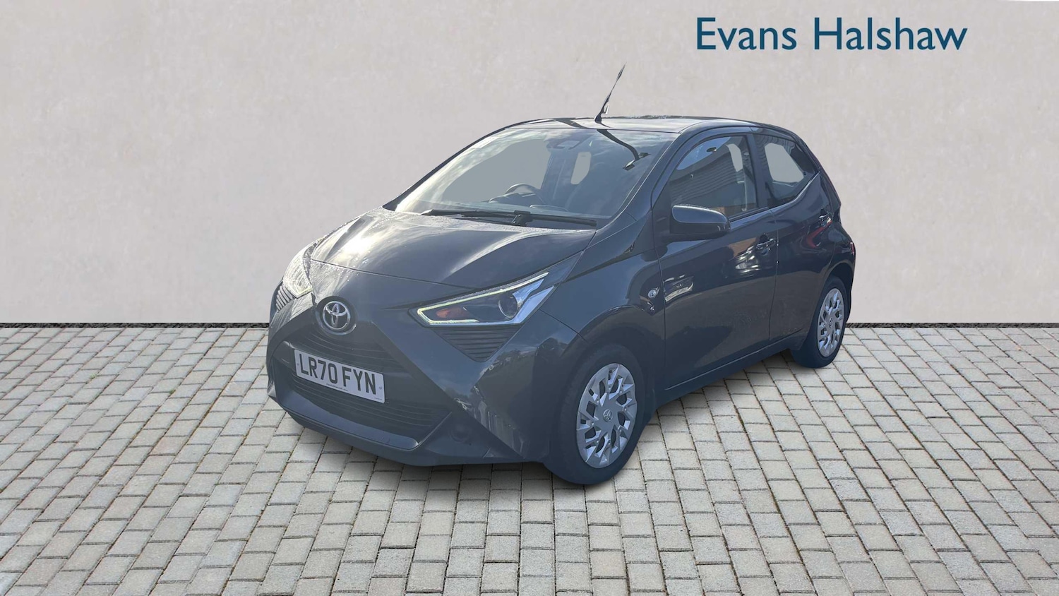 Used Toyota AYGO for sale - 77858088: Photo 2