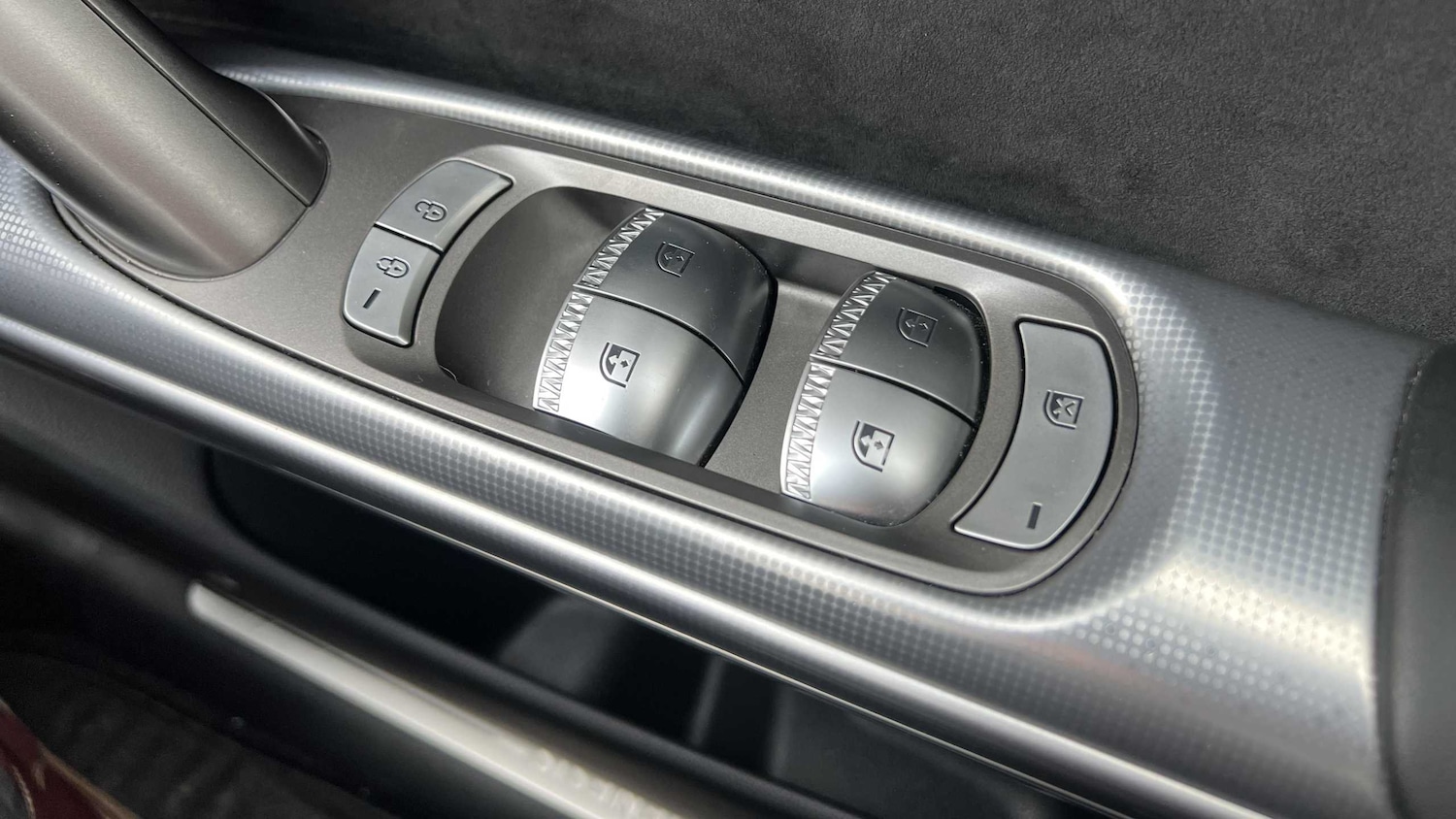 Used Genesis GV60 2024 for sale - 78187846: Photo 18