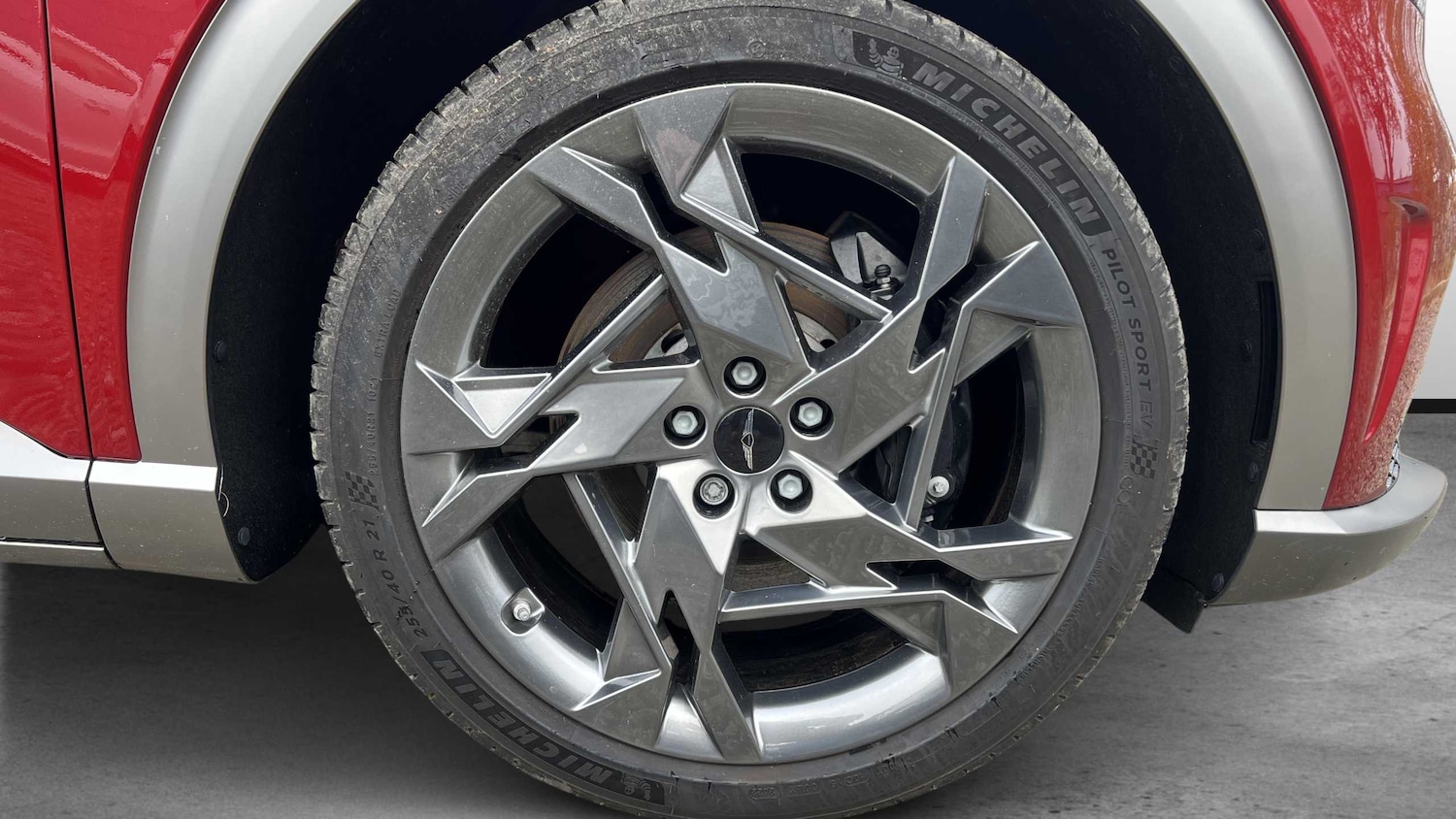 Used Genesis GV60 2024 for sale - 78187846: Photo 4