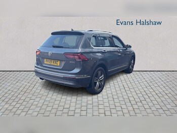 Used Volkswagen Tiguan 2019 for sale - 77860644: Photo