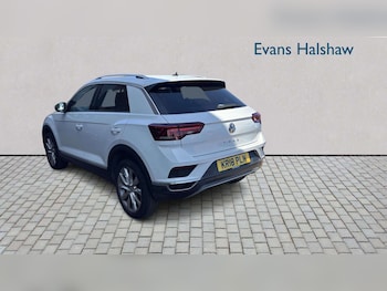 Used Volkswagen T-Roc 2018 for sale - 78351986: Photo