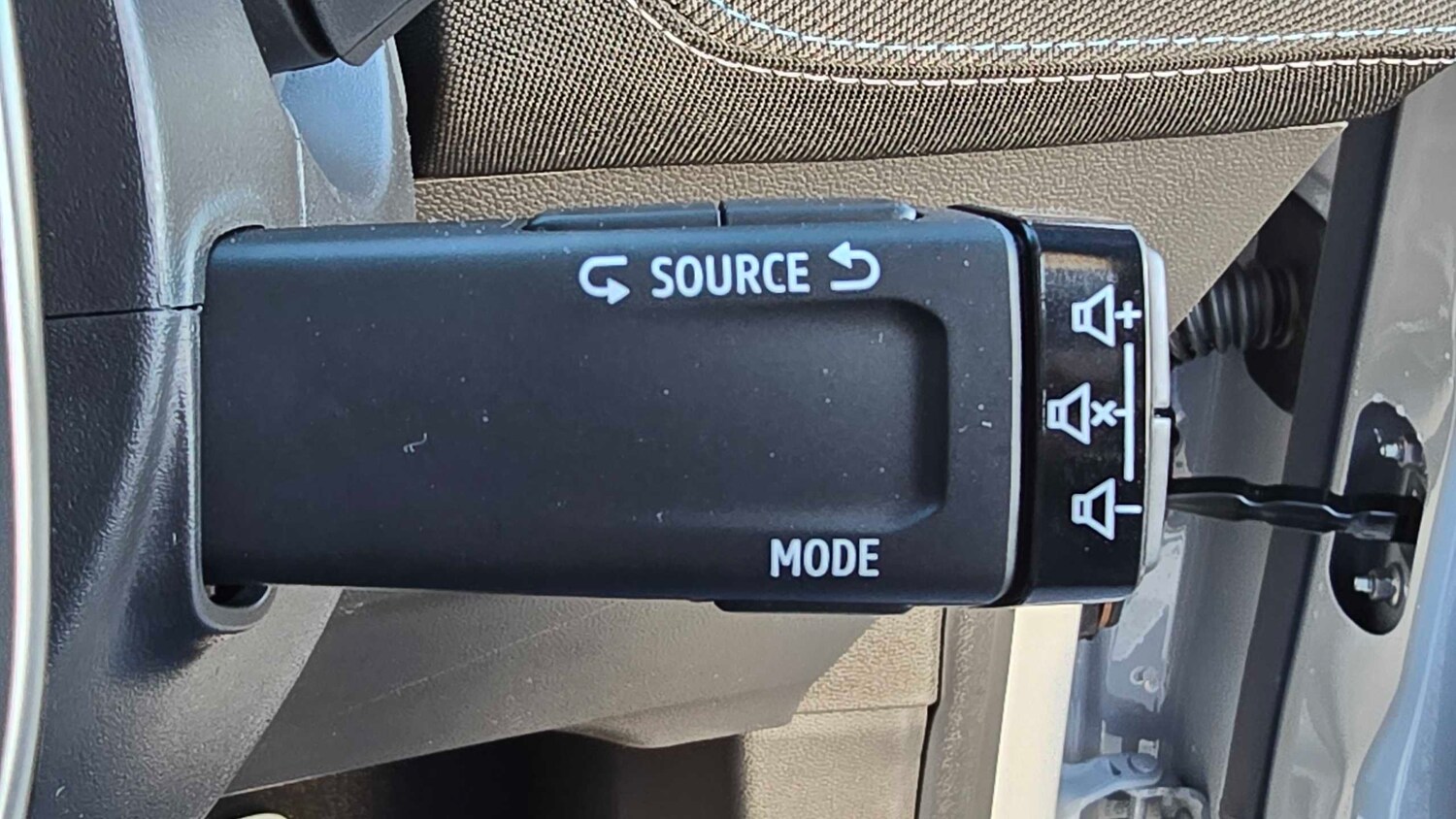 Used Renault Captur for sale - 77860744: Photo 19