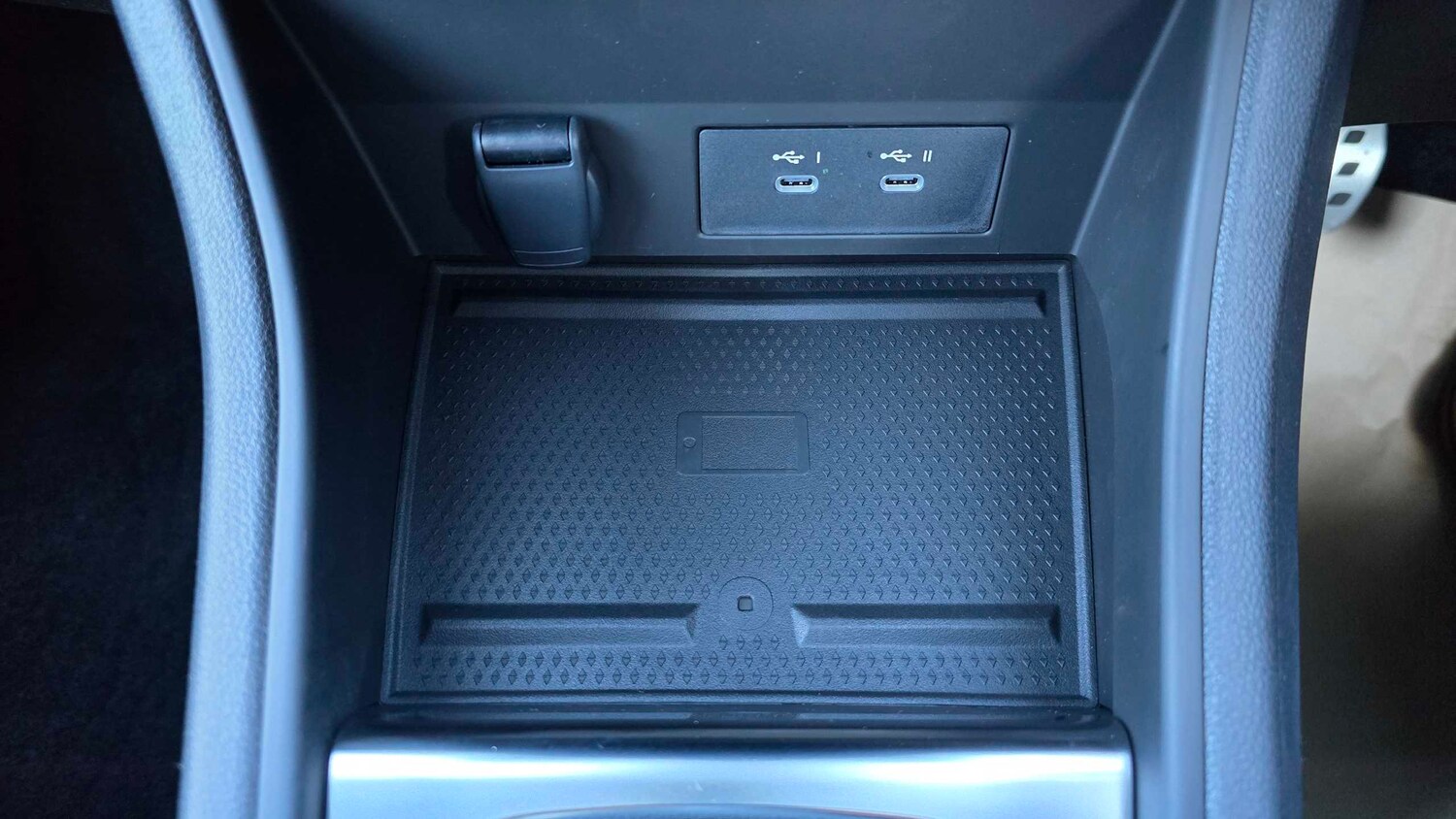 Used Renault Captur for sale - 77860744: Photo 24