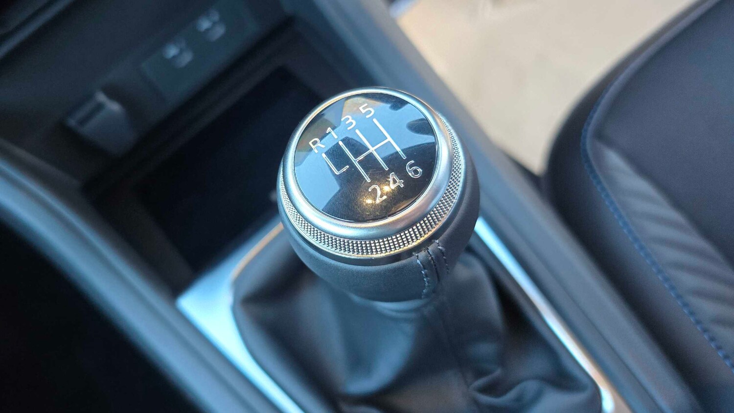 Used Renault Captur for sale - 77860744: Photo 25