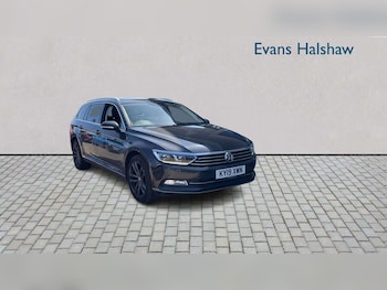 Used Volkswagen Passat 2019 for sale - 78352136: Photo