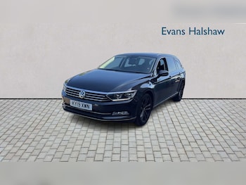 Used Volkswagen Passat 2019 for sale - 78352136: Photo