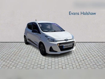 Used Hyundai i10 2018 for sale - 79096081: Photo