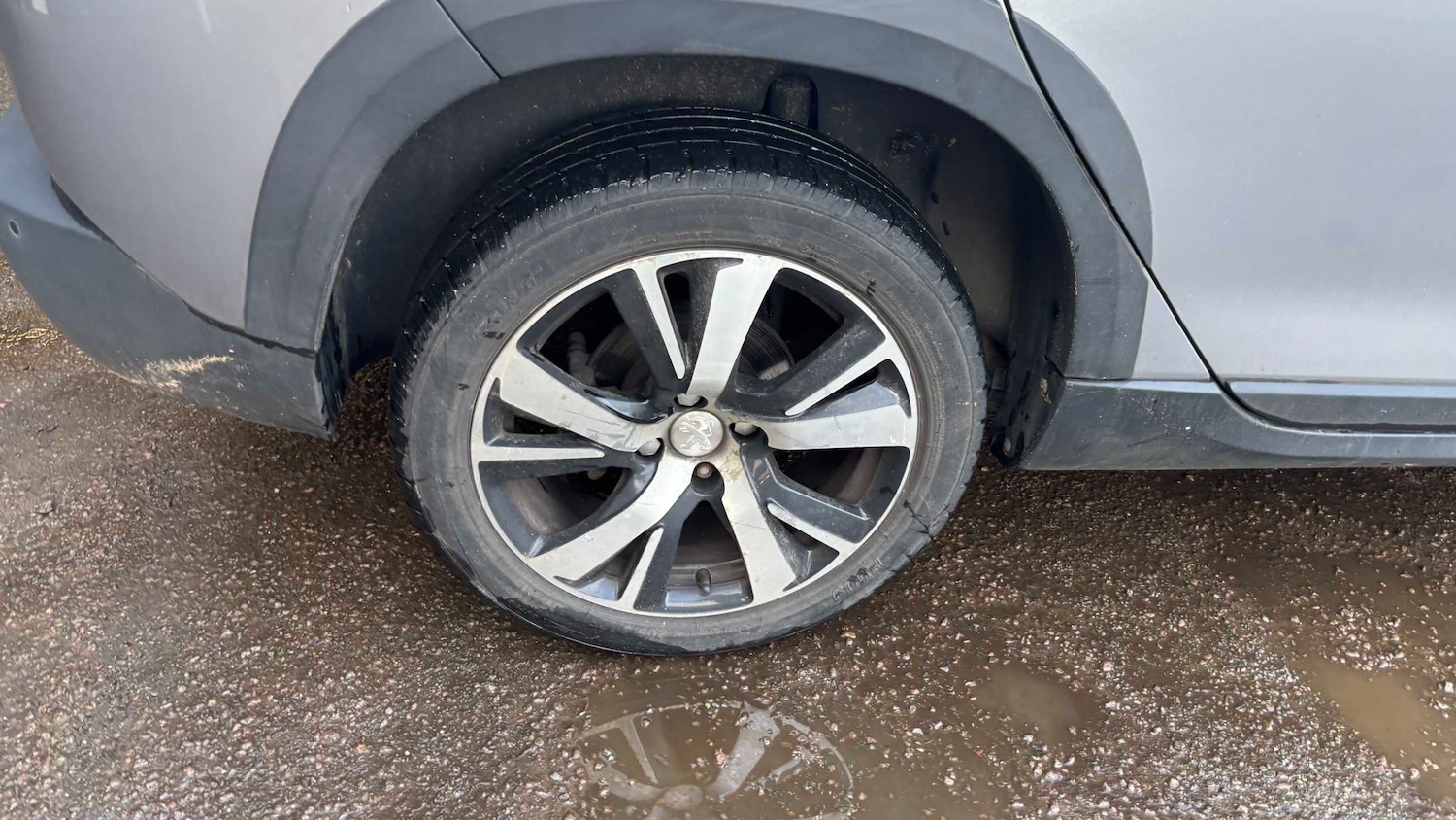 Used Peugeot 2008 for sale - 77858786: Photo 5