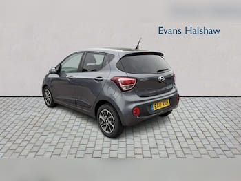 Used Hyundai i10 2017 for sale - 79660592: Photo