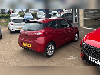 Used Hyundai i10 2021 for sale - 78825112: Photo