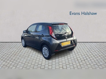 Used Toyota AYGO 2020 for sale - 78216337: Photo