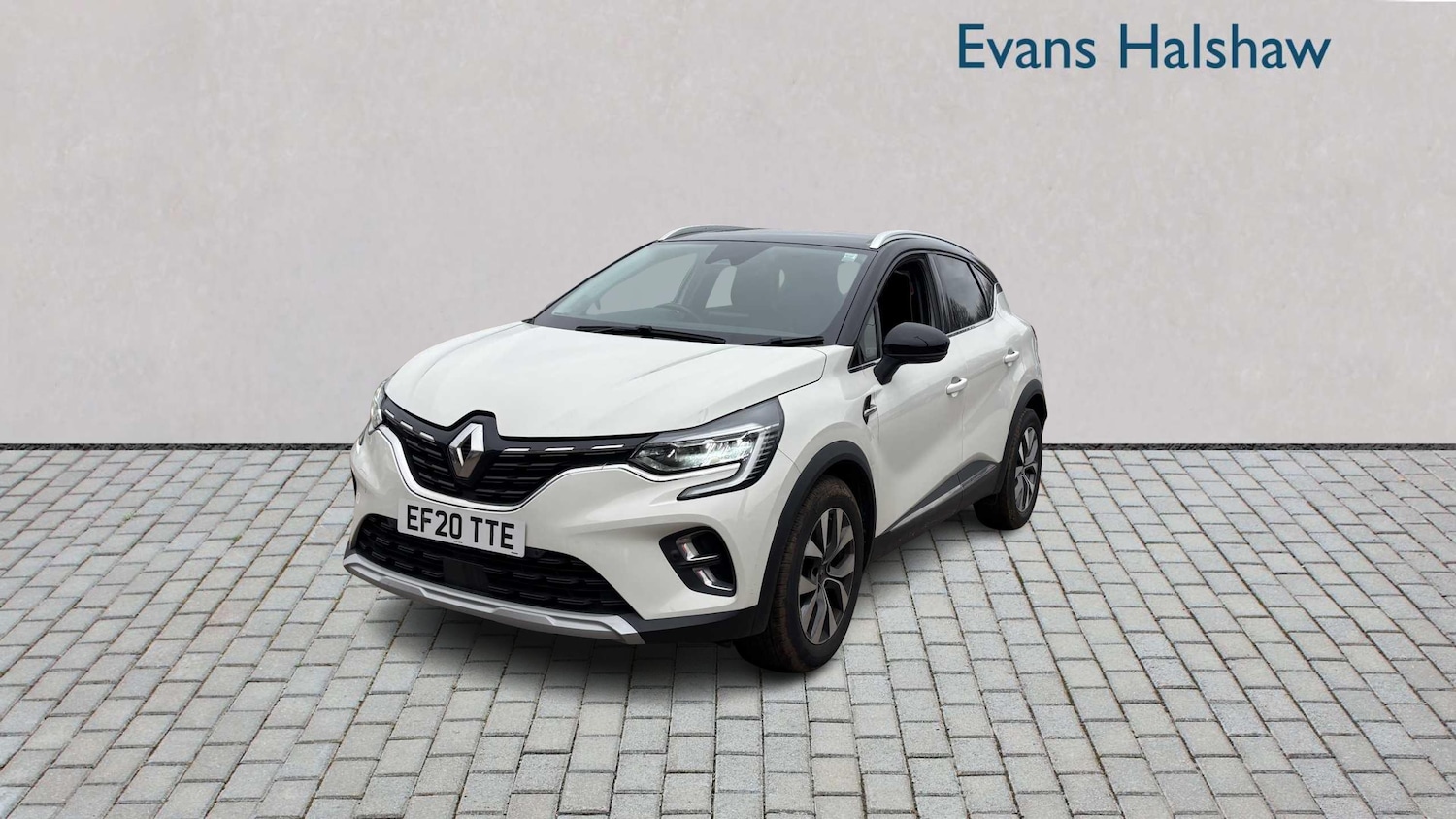 Used Renault Captur for sale - 77860039: Photo 2