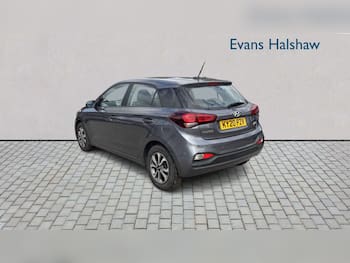 Used Hyundai i20 2020 for sale - 79683213: Photo