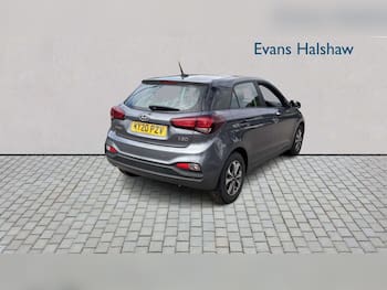 Used Hyundai i20 2020 for sale - 79683213: Photo