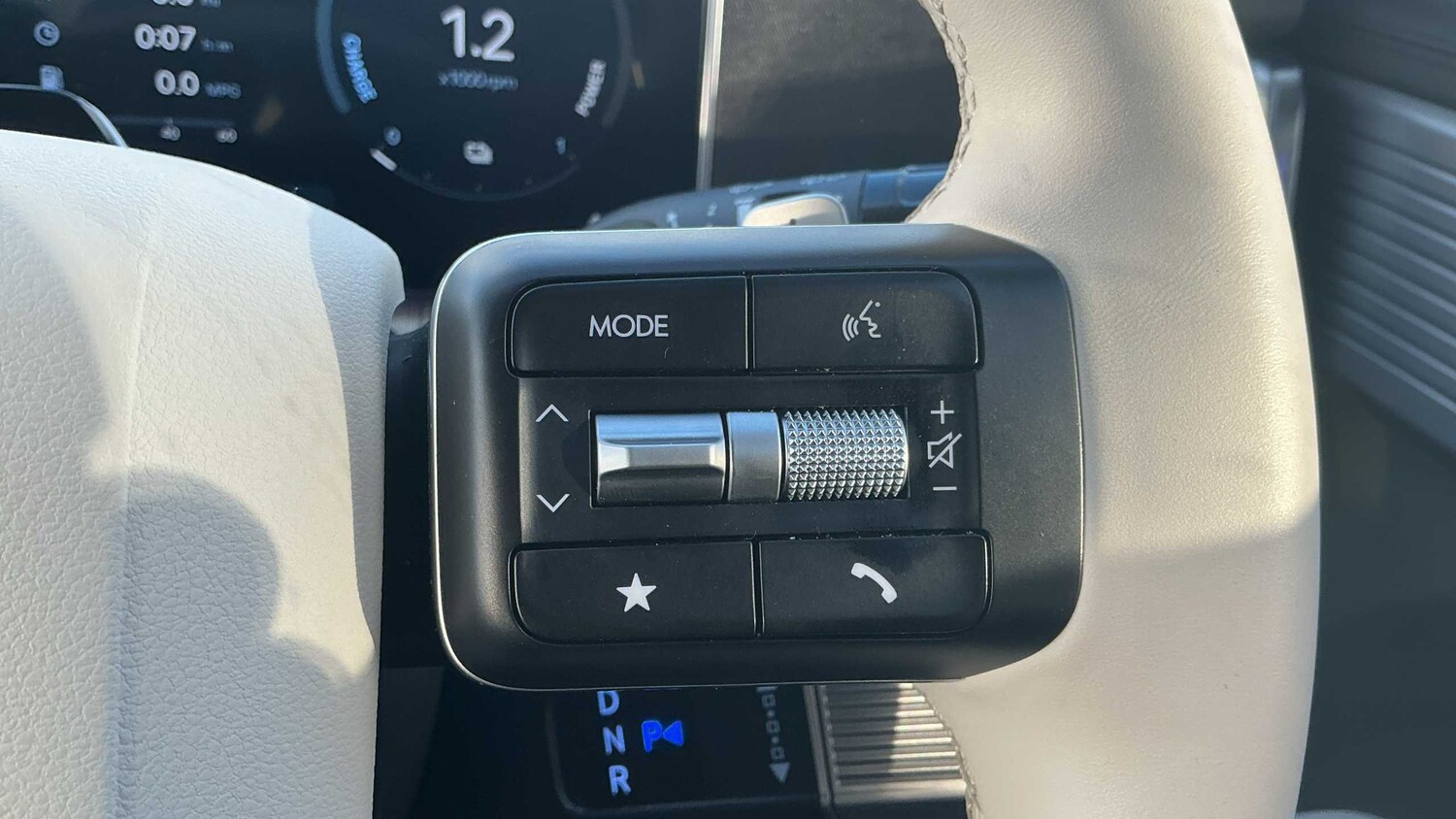 Used Hyundai Santa Fe 2025 for sale - 77995905: Photo 18