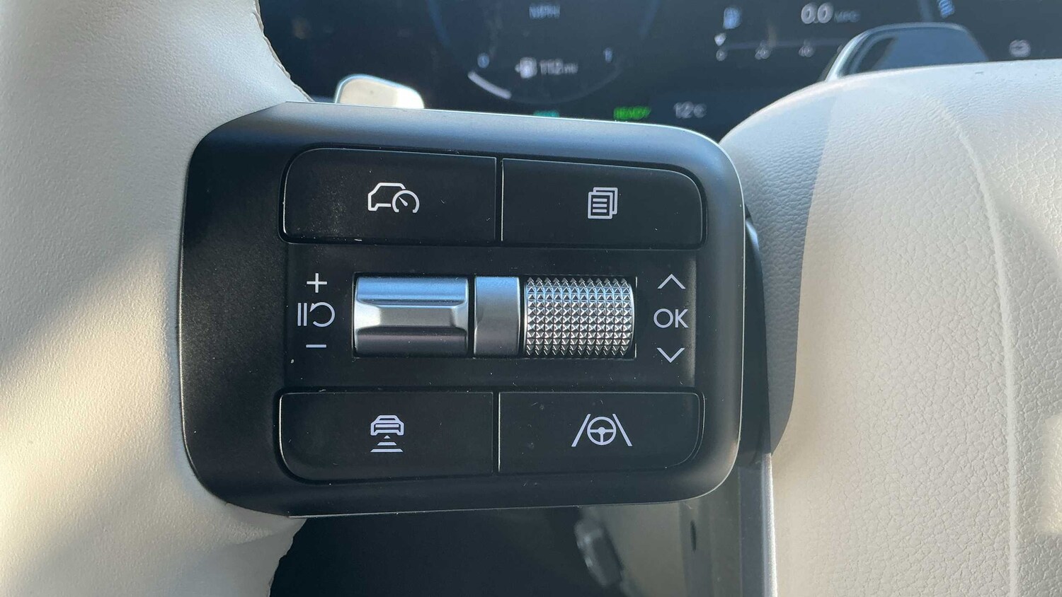 Used Hyundai Santa Fe 2025 for sale - 77995905: Photo 19