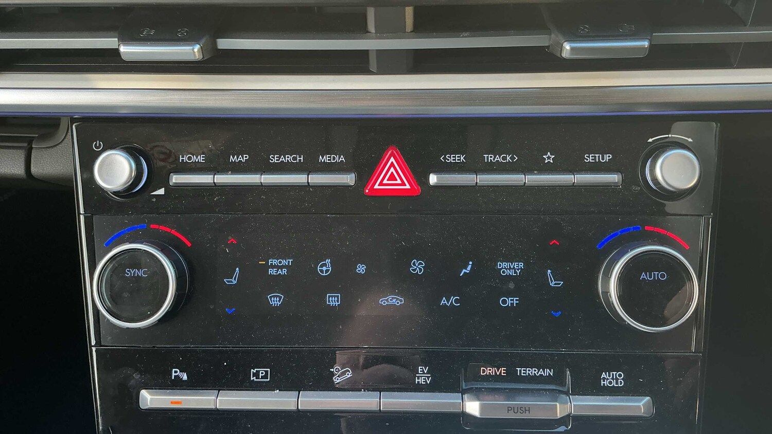 Used Hyundai Santa Fe 2025 for sale - 77995905: Photo 29