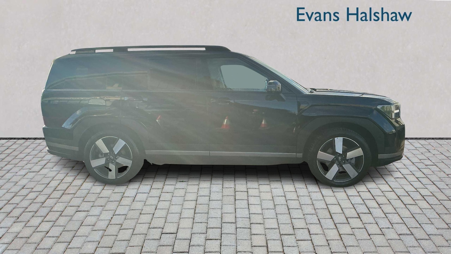 Used Hyundai Santa Fe 2025 for sale - 77995905: Photo 3