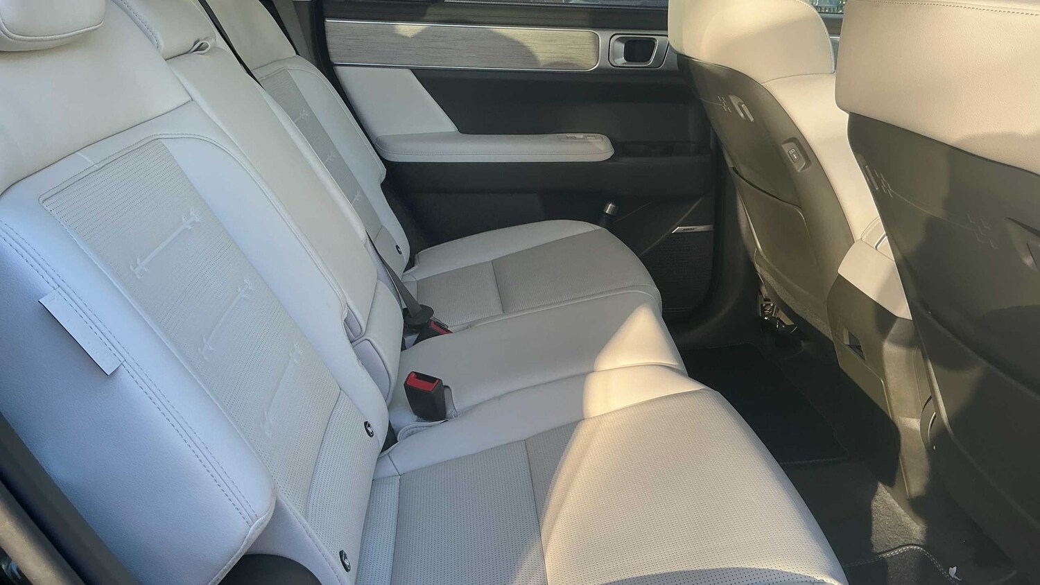 Used Hyundai Santa Fe 2025 for sale - 77995905: Photo 34