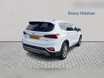Used Hyundai Santa Fe 2021 for sale - 79257387: Photo