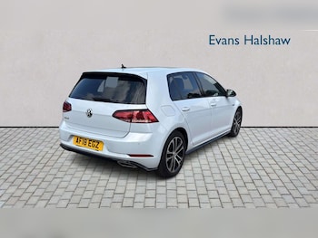 Used Volkswagen Golf 2018 for sale - 79204759: Photo