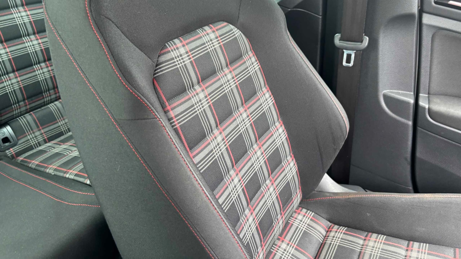 Used Volkswagen Golf 2013 for sale - 77979531: Photo 15