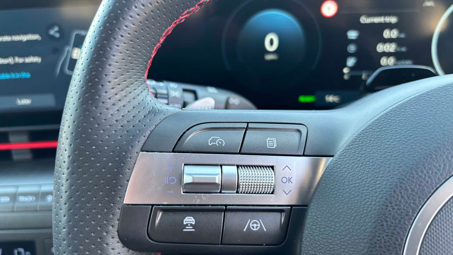 Used Hyundai KONA 2025 for sale - 77859286: Photo 7