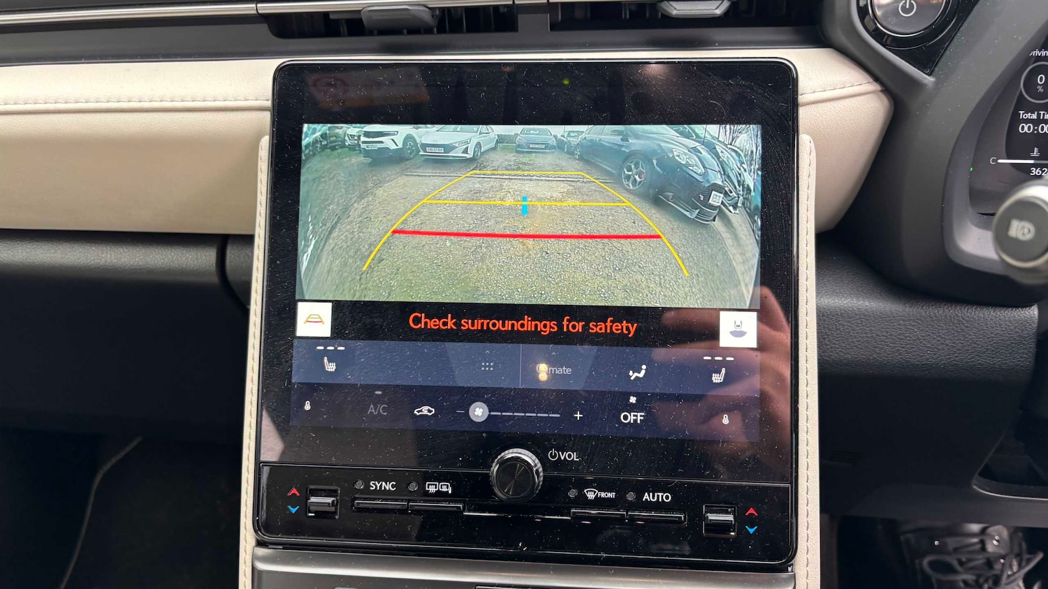 Used Lexus LBX 2024 for sale - 77861777: Photo 10