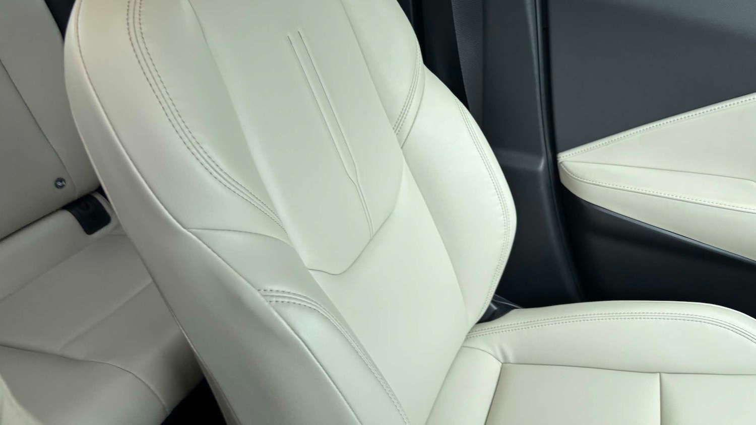 Used Lexus LBX 2024 for sale - 77861777: Photo 15