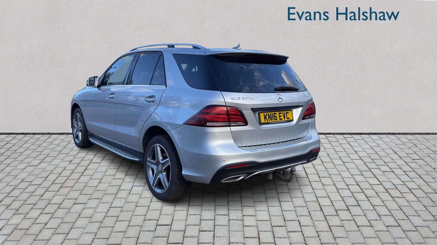 Used Mercedes-Benz GLE 2016 for sale - 77861283: Photo 3