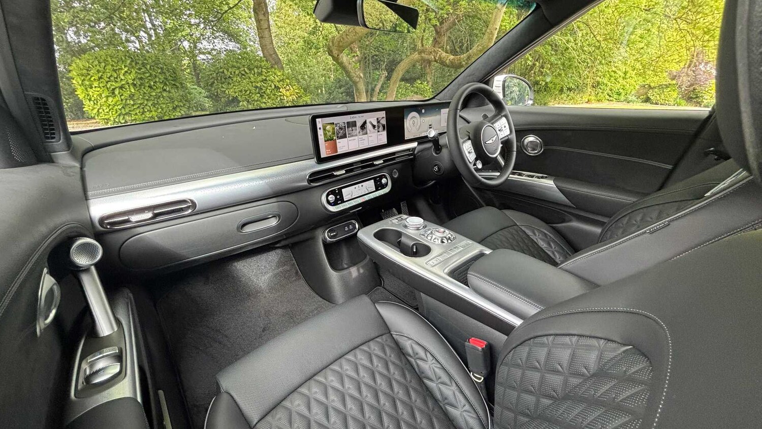 Used Genesis GV60 2025 for sale - 78187765: Photo 14