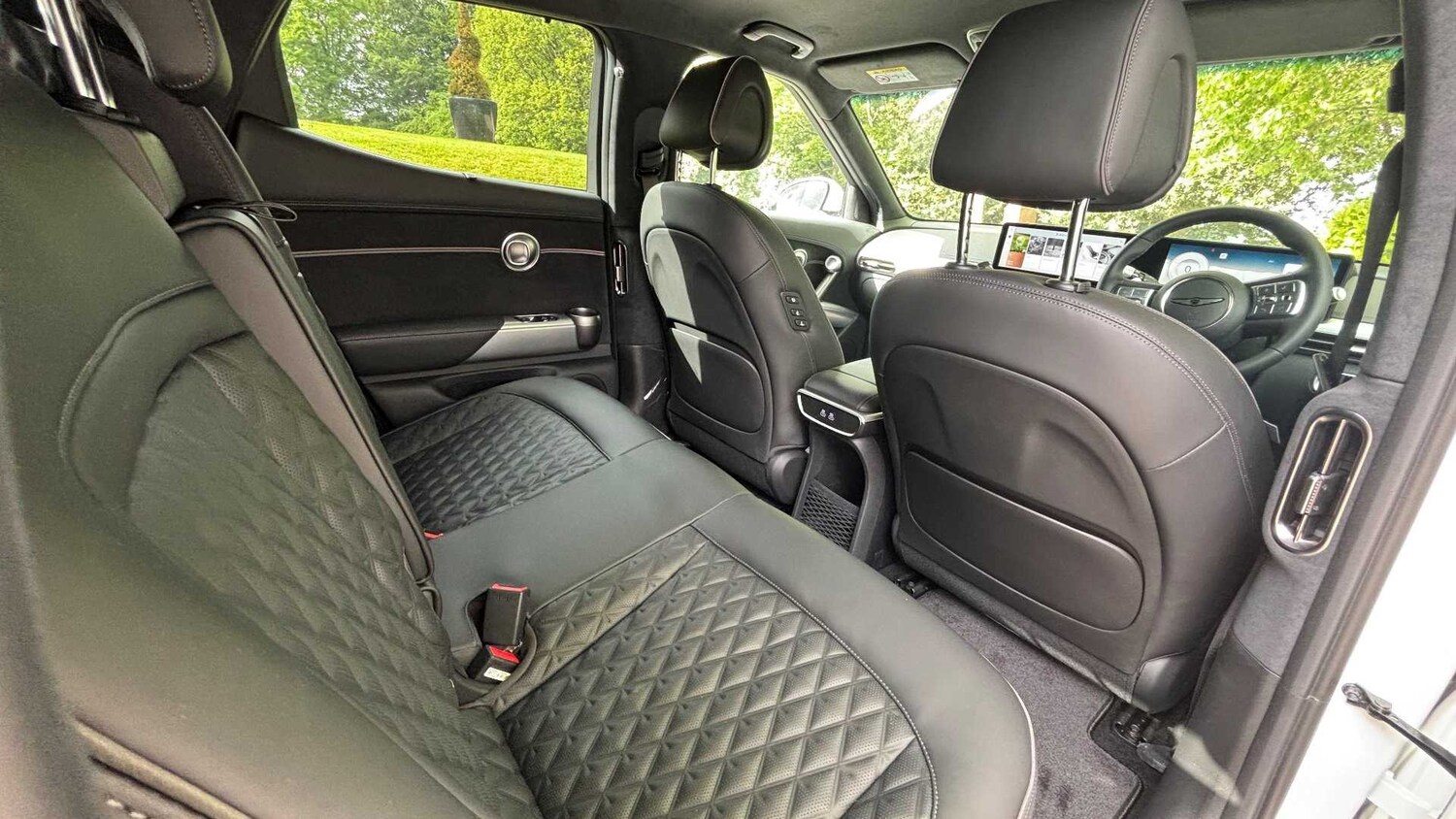 Used Genesis GV60 2025 for sale - 78187765: Photo 16