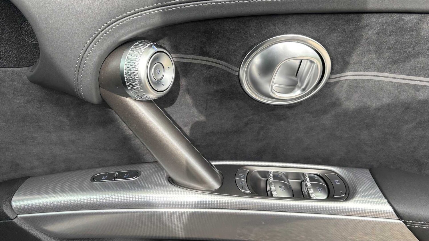 Used Genesis GV60 2025 for sale - 78187765: Photo 20