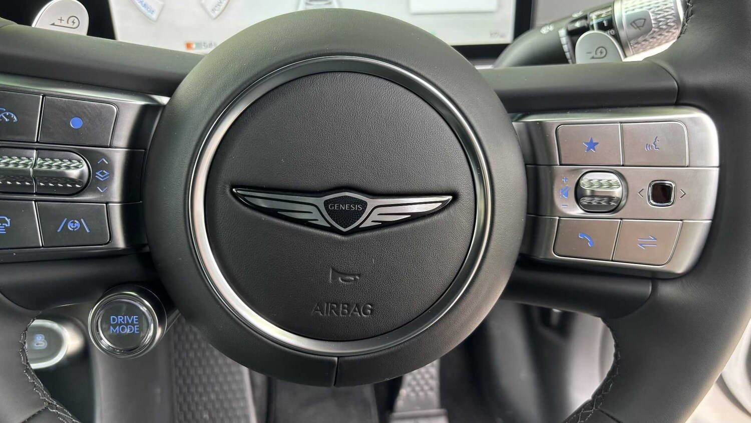 Used Genesis GV60 2025 for sale - 78187765: Photo 23