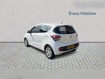 Used Hyundai i10 2018 for sale - 79716482: Photo
