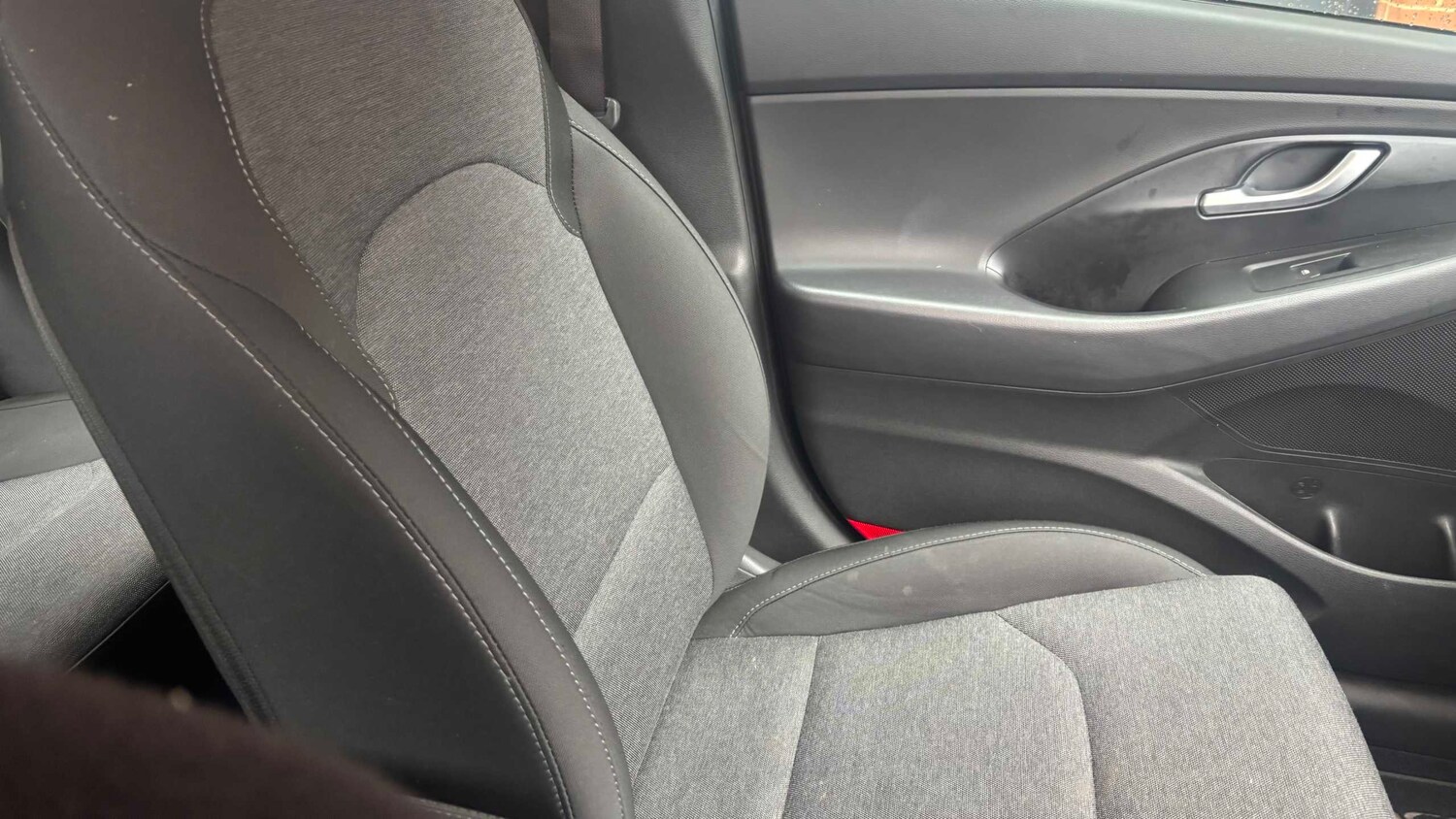 Used Hyundai i30 2023 for sale - 77857287: Photo 15