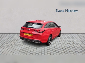 Used Hyundai i30 2023 for sale - 77857287: Photo