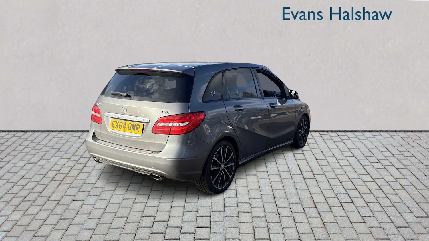 Used Mercedes-Benz B Class 2014 for sale - 77894476: Photo 4