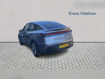 Used Tesla Model Y 2025 for sale - 78351960: Photo