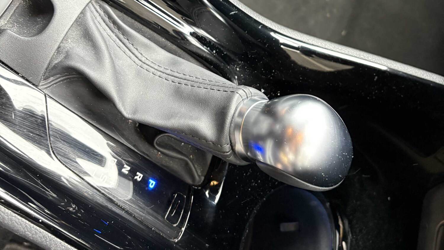 Used Toyota C-HR for sale - 77861860: Photo 27