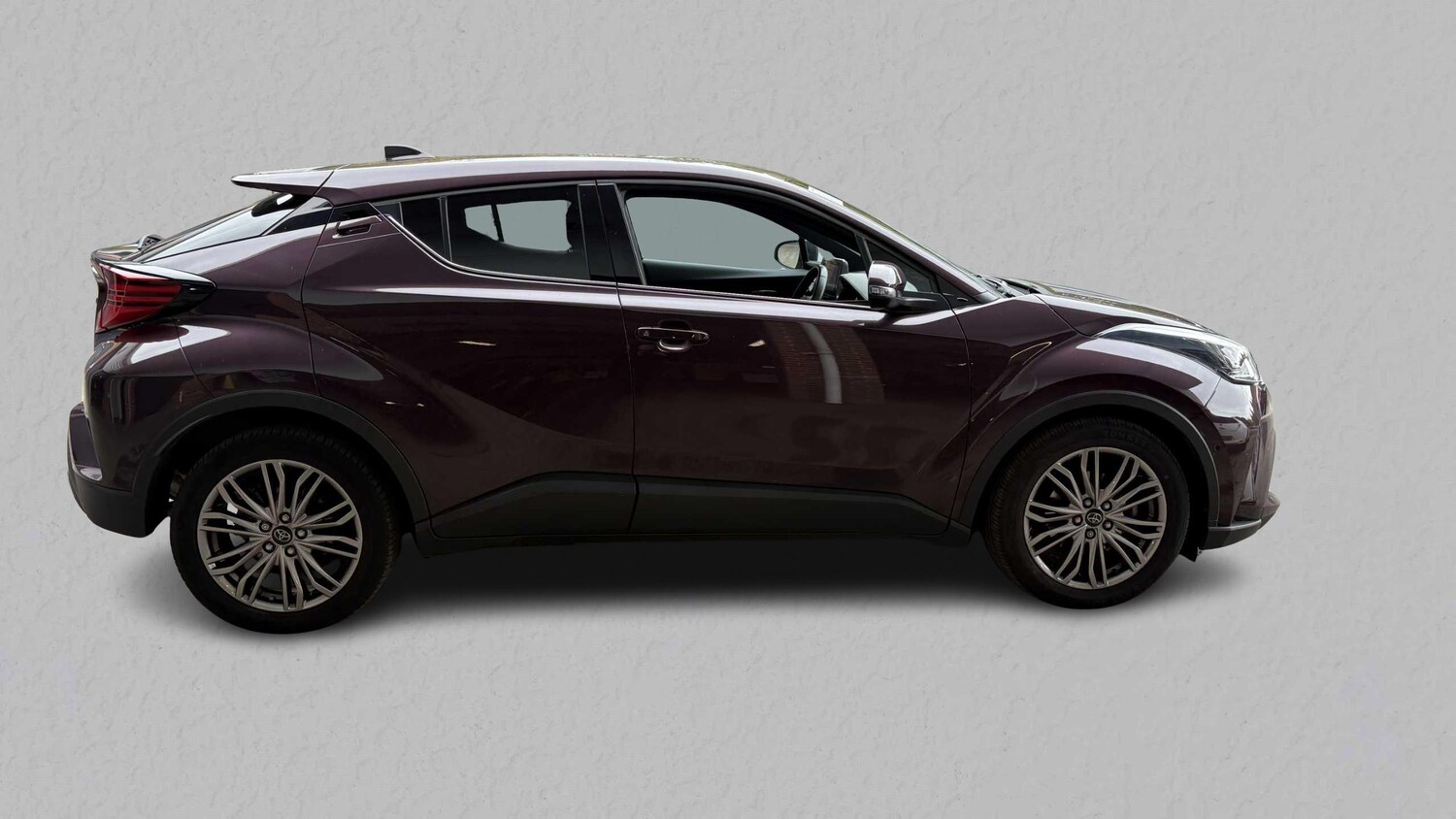 Used Toyota C-HR for sale - 77861860: Photo 8