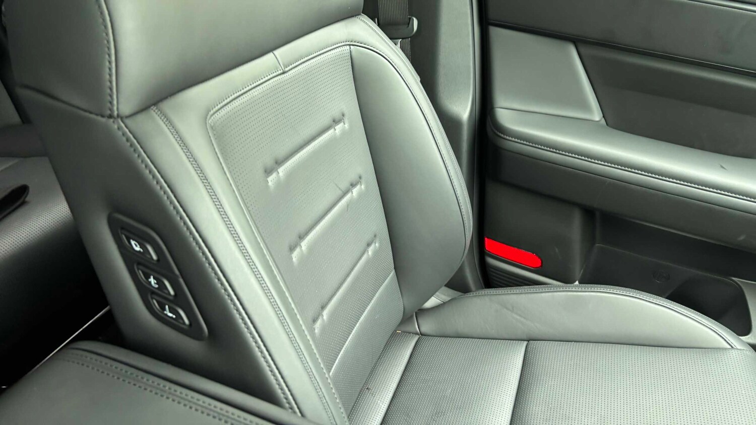 Used Hyundai Santa Fe for sale - 78216311: Photo 15