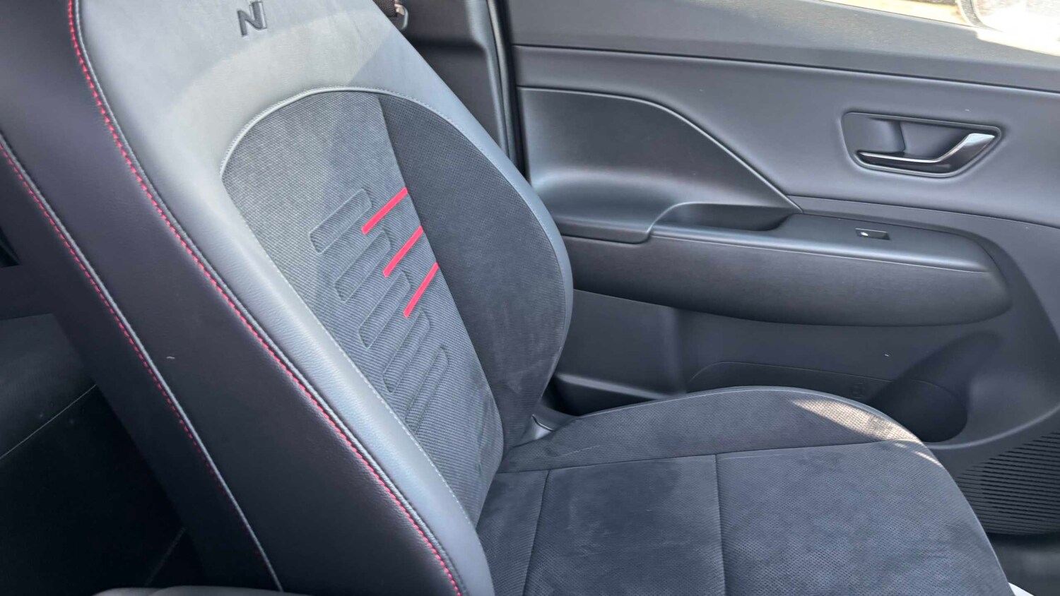 Used Hyundai KONA 2025 for sale - 78216361: Photo 15