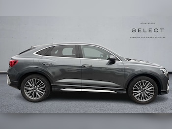 Used Audi Q3 2023 for sale - 78337854: Photo