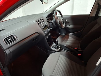 Used Volkswagen Polo 2010 for sale - 79487797: Photo